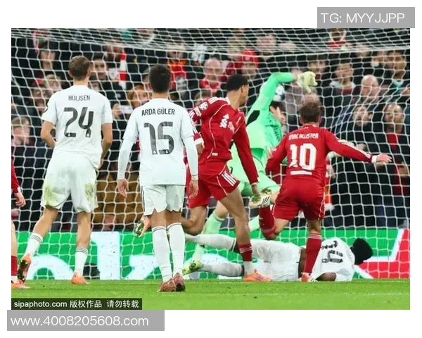 VAR回放揭示进球越位真相比分被改判引发争议与遗憾